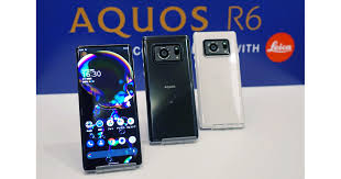 The aquos r6 sensor is 5x bigger than sensors in other flagships. W Frv1uku0kv8m