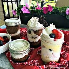 Looma's gourmet cakes are baked daily and made using the finest delivery, a gift sent to a loved one, a last minute cake delivery or simply an after dinner dessert delivery. Easy No Bake Desserts In Mason Jars Walking On Sunshine