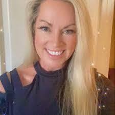 Shonda Carney's Instagram, Twitter & Facebook