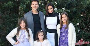 Rodrigo faro é uma figura pública muito querida do público brasileiro, que todos os domingos à tarde apresenta o popular programa o melhor do. Marcos Mion Ana Hickmann Celso Portiolli E Mais Famosos Celebram O Aniversario Das Filhas De Rodrigo Faro Estrelando Scoopnest