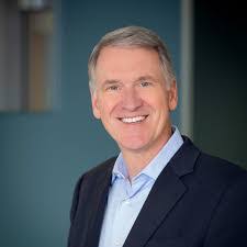 Peter Smiles's Instagram, Twitter & Facebook