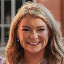 Sarah Shoup's Instagram, Twitter & Facebook