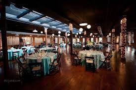 Pin By Stacy Able On Wedding Concepts Modern Wedding Venue Wedding Venues Indianapolis Indiana Wedding