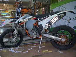 Download berbagai macam gambar stiker lucu, meme lucu, dp lucu dan gambar kartun. 570 Gambar Cutting Sticker Trail Gratis Terbaik Gambar Keren
