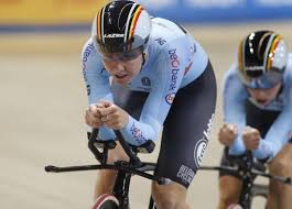 De sprint, de keirin en het omnium als individuele nummers, de ploegenachtervolging en. Ek Baanwielrennen Belgische Vrouwen Grijpen In Ploegenachte Gazet Van Antwerpen Mobile Baanwielrennen Dameswielrennen Vrouw