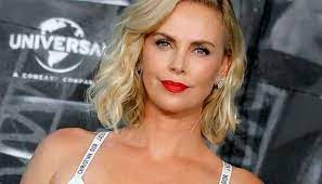 Theron followed this with appearances as a hitwoman in 2 days in the valley, a waitress in the. Old Guard S Charlize Theron Reveals Why She Doesn T Need A Boyfriend
