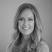 Becky Broderick's Instagram, Twitter & Facebook