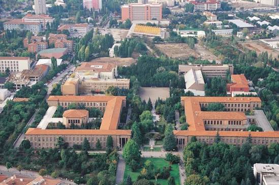 TR] 2000'li yılların başında Ankara Üniversitesi Yerleşkeleri. 1) Beşevler  Yerleşkesi 2) Cebeci Tıp Yerleşkesi 3) Dışkapı Yerleşkesi 4) Cebeci  Yerleşkesi Fotoğraflar: Atila Cangır #TBT [EN] Ankara University Campuses  in the early 2000s.