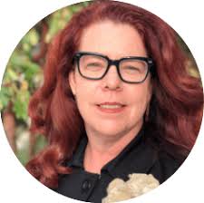 Carey Hendricks's Instagram, Twitter & Facebook