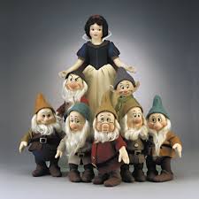 Snow White & the Seven Dwarfs | R. John Wright Dolls