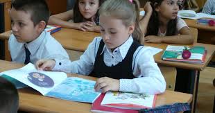 Cand incepe scoala in septembrie 2018. Cand Incepe Scoala AnunÅ£ul Oficial Al Ministrului EducaÅ£iei
