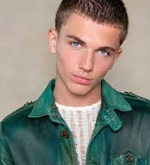 Oscar Sam's Instagram, Twitter & Facebook