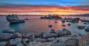 The cold season is generally from november 16 to april 1 with an average daily high temperature below 48°f. Lake Tahoe Photo Tips Bonsai Rock Fototripper
