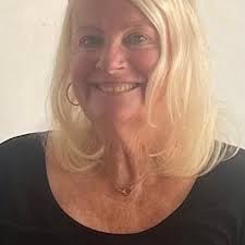 Maxine Yates (@maxine.yates) • Instagram photos and videos