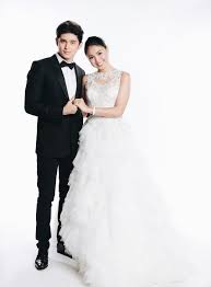 Watch the latest episode aired february 26, 2016 leah (nadine lustre) is a young woman who wants nothing but to go to america so she can help her family. Jadine On The Wings Of Love First Teleserye Jadine Wedding Dresses Bride Poses