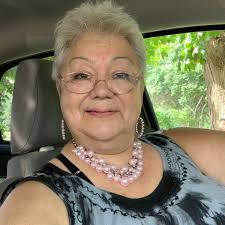 Elegancia by Elizabeth