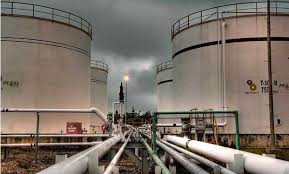 Pemanfaatan gas alam di indonesia. 7 Kilang Minyak Terbesar Di Dunia Saat Ini Proses Industri