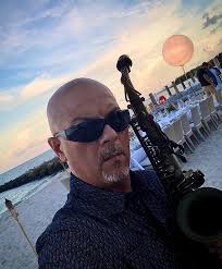 With Dennis Alonso Brito and Julio Blanco last night at Soya E Pomodoro.  Great italian cuisine by italians ! Great musicians too!