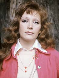 Пугачева ребенок алла пугачева в детстве была обычным ребенком. Alla Pugacheva Biografiya Diskografiya Alla Pugacheva Lichnaya Zhizn Pevicy Foto Rost I Ves