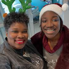 Thursday, August 13th, SC+W Presents: Interviews with Keesha Carter! The  interview will feature, Patricia Fogarty MS, RDN, LDN who is a Wellness  Outpatient Dietitian at Levine Cancer Institute. Join us for the