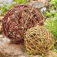 Dogwood Garden Orb Diy Garden Projects Garden Globes Garden Balls
