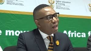 Deputy Higher Education Minister, Mduduzi Manana arrives in court