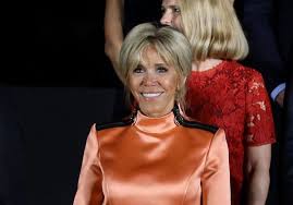 Brigitte macron est née brigitte trogneux, en 1953, au sein d'une célèbre famille de chocolatiers d'amiens. France S First Lady Brigitte Macron Highlights Cyberbullying At G7 Meeting