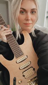 Meet The Crew — Lightning Joe's Guitar Heaven