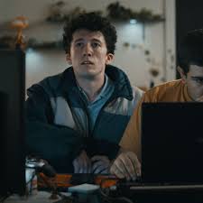 Jul 21, 2020 · how to sell drugs online (fast) season 3 plot: How To Sell Drugs Online Fast Netflix Serie Von Bohmermann Produktionsfirma Der Spiegel