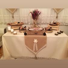 Goruntunun Olasi Icerigi Masa Ve Ic Mekan Nisan Nisan Fotograflari Dugun Masasi