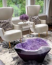 Mʏ Eꜱꜱᴇɴᴛɪᴀʟ Pʟᴀɴᴇᴛ On Instagram Who Else Needs An Amethyst Table In Their Life So Stunning Tag Someone Who Crystal Room Decor Living Room Goals Decor