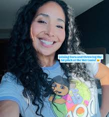 Unboxing Dora the Explorer Funko Pop