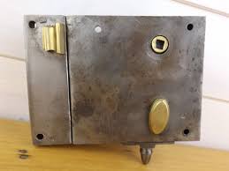 Serrure De Porte En Acier Et Laiton Fait Main En France Etsy Serrure Ancienne Serrure Porte Porte Acier