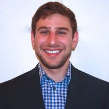 Ariel Allen's Instagram, Twitter & Facebook