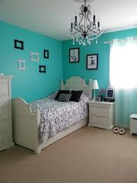 Tiffany Blue Bedroom With Chandelier Turquoise Room Tiffany Blue Bedroom Bedroom Turquoise
