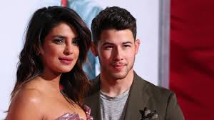 Nick jonas is best known as one of the jonas brothers, a band formed with he and his brothers kevin and joe. Nick Jonas Shares Instagram Photo Of Him Sitting At Piano With Wife Priyanka Chopra Architectural Digest