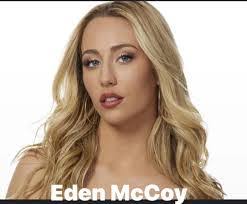 Donna Schauer's Instagram, Twitter & Facebook