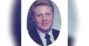 Richard Groover's Instagram, Twitter & Facebook