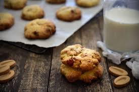 Cookies Au Dulcey Et Fruits Secs De Pierre Marcolini Recette En 2020 Cookies Et Biscuits Alimentation Dulcey