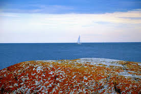 .på livets hav på tidens skiftende bølge den herre jesus meg kursen gav og denne kurs vil jeg følge jeg stevner frem mot de lyse lande med livsens trær på jeg er i havn i ly for brenningens vover! Et Av De Vakreste Ord Og Toner Marit Lindvig Stampe Facebook