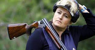 Diána igaly (nacida el 31 de enero de 1965 en budapest ) es una tiradora deportiva húngara que ha ganado dos medallas olímpicas en skeet. Mindig Koztunk Maradsz Ragyogni Fogsz Mint A Csillagok Koronavirusban Elhunyt Igaly Diana Olimpiai Bajnok Sportlovo Budapestkornyeke Hu