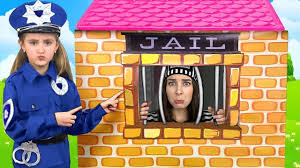 Sasha plays as Cop Police and Max go to Jail Playhouse Toy - video  Dailymotion