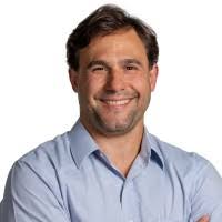 900+ "Lyons" profiles