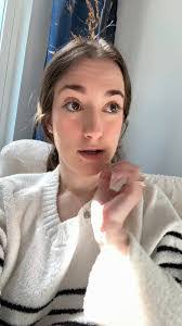 Hope Knott's Instagram, Twitter & Facebook