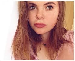 Alyssa Escobar's Instagram, Twitter & Facebook