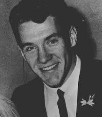 From the Brisbane Times 1966:- "While officers were searching his house,  Lamont was being guarded by two detectives in the kitchen. As he got up and  moved towards the sink to pour