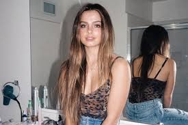 I'm not posting on instagram again until next year (i meant 2021 but in different time zones it's already 2021 so this is awkward). Tiktok Star Addison Rae Crushes Instagram With Her Stunning All Natural Beauty Photos From The Stage