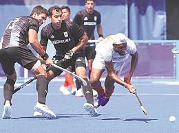 Atanu has won a bronze medal, with deepika kumari, in the 2013 world cup mixed team event organized in colombia.atanu is currently employed in bharat petroleum. Jvirwnoj3wainm