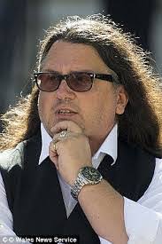 Andrea Blacker's Instagram, Twitter & Facebook