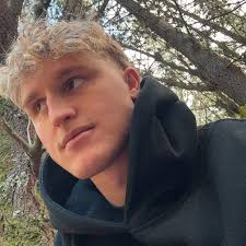 Wyatt Chase (@wyattchase_) • Instagram photos and videos